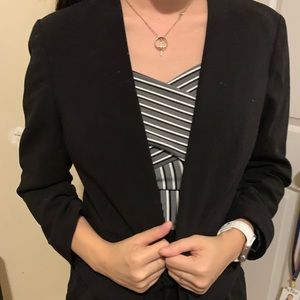 Cropped blazer